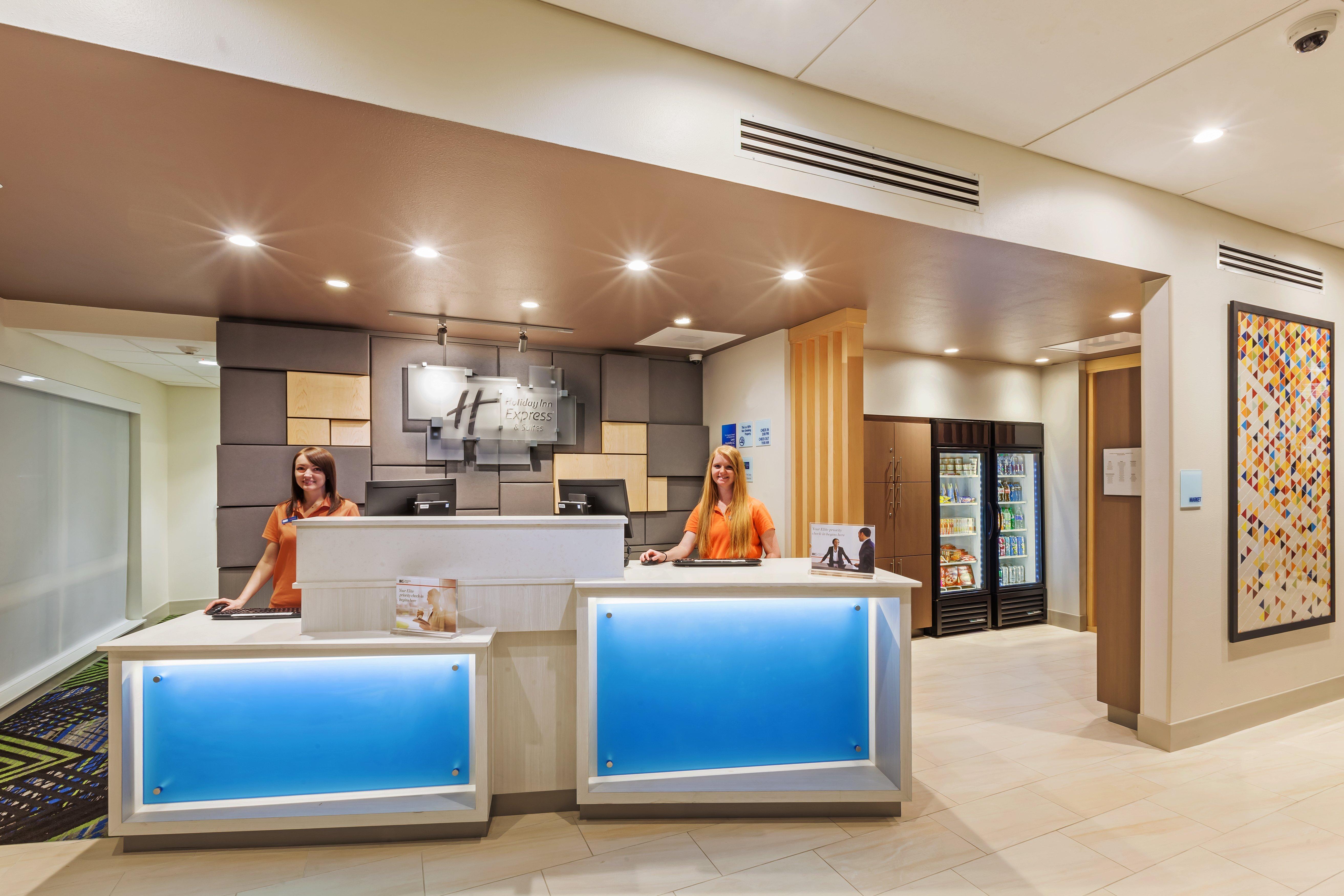 Holiday Inn Express And Suites Chanute, An Ihg Hotel Dış mekan fotoğraf